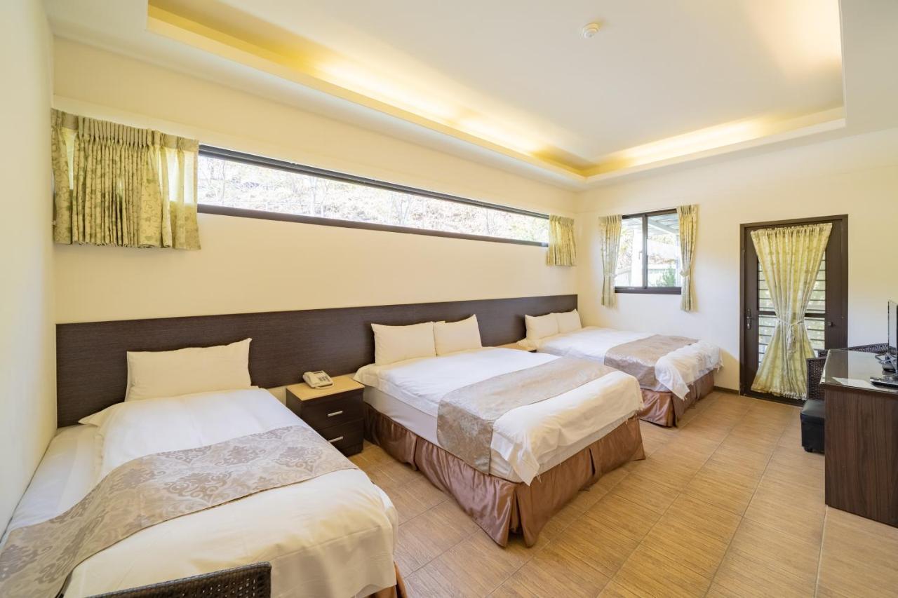 Hua Mu Xing Jing B&B Ренай Экстерьер фото