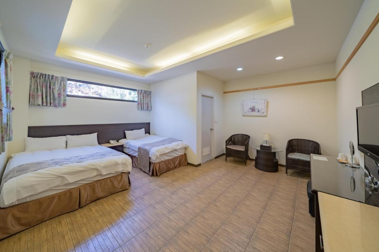 Hua Mu Xing Jing B&B Ренай Экстерьер фото