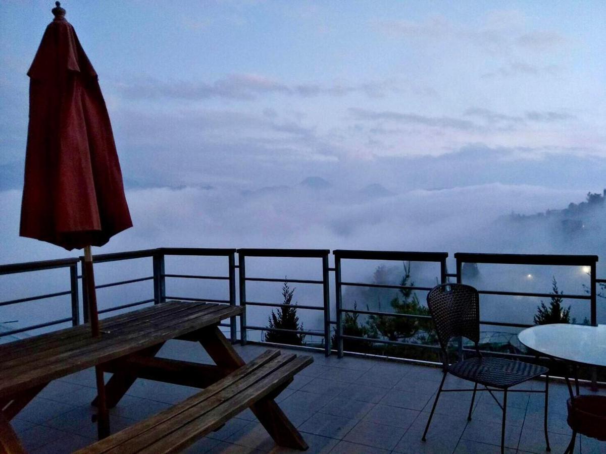 Hua Mu Xing Jing B&B Ренай Экстерьер фото